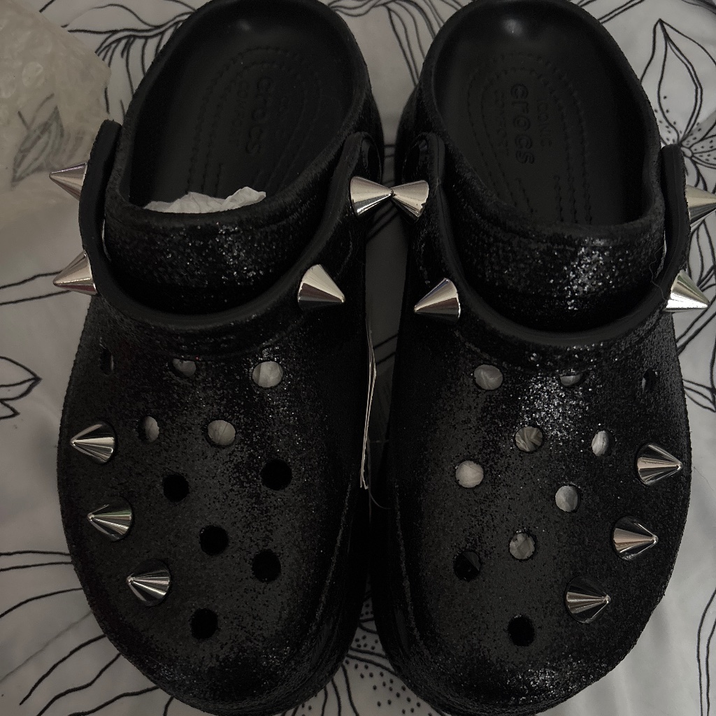 New Crocs Classic Bae Glitter Stud Women’s Wedge Clogs